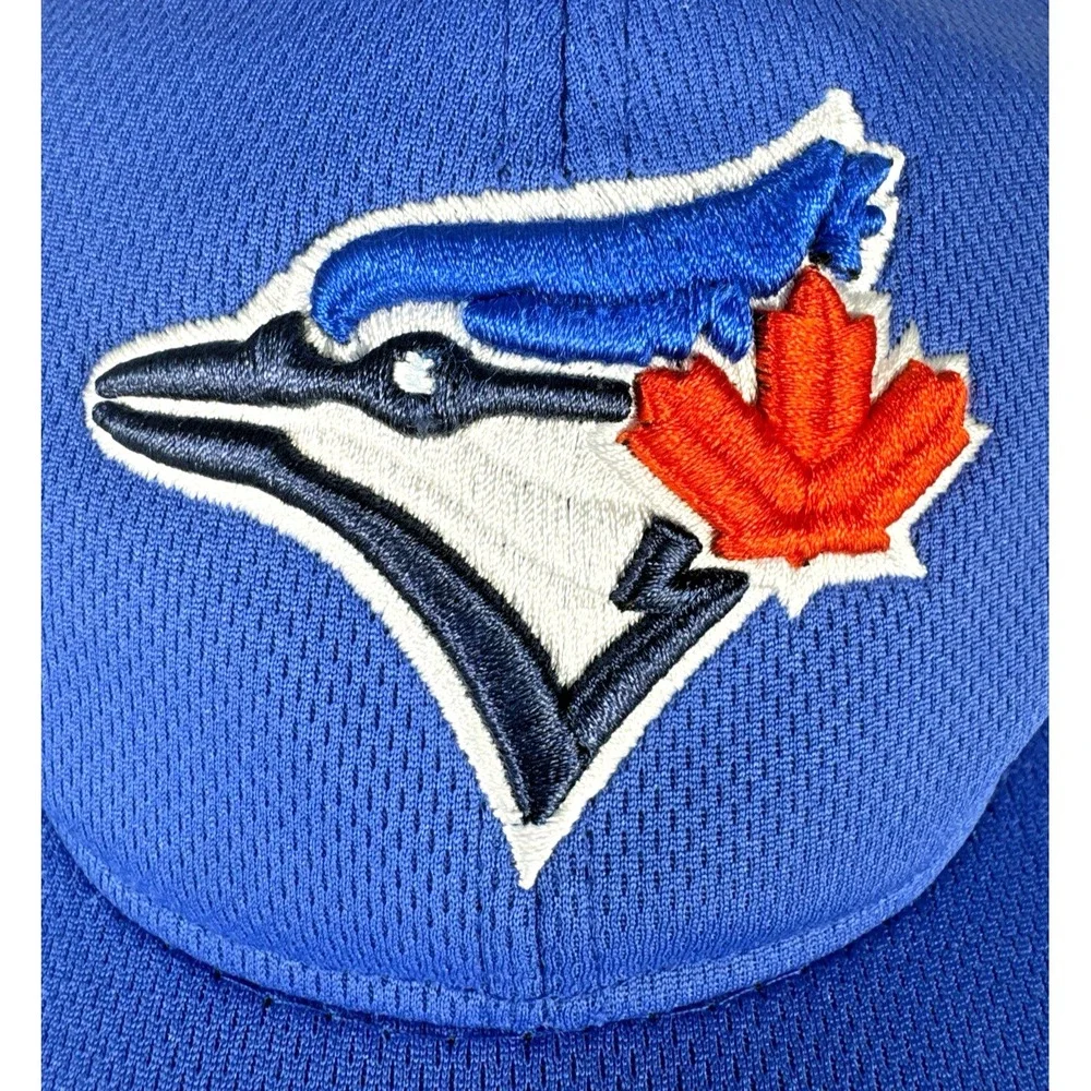 Team MLB by OC Sports Toronto Blue Jays Embroidered Adjustable Cap, Blue‎